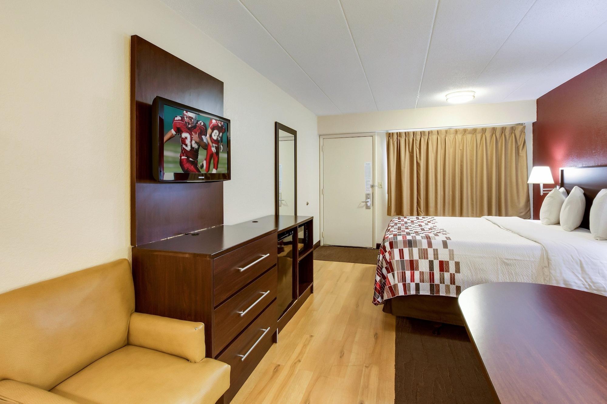 Red Roof Inn Grand Rapids Airport Каскейд Экстерьер фото