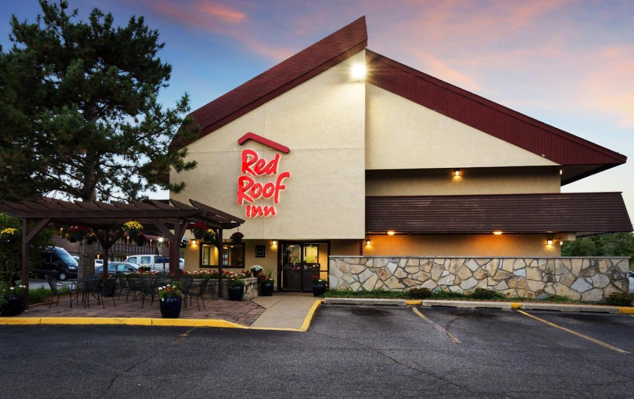 Red Roof Inn Grand Rapids Airport Каскейд Экстерьер фото
